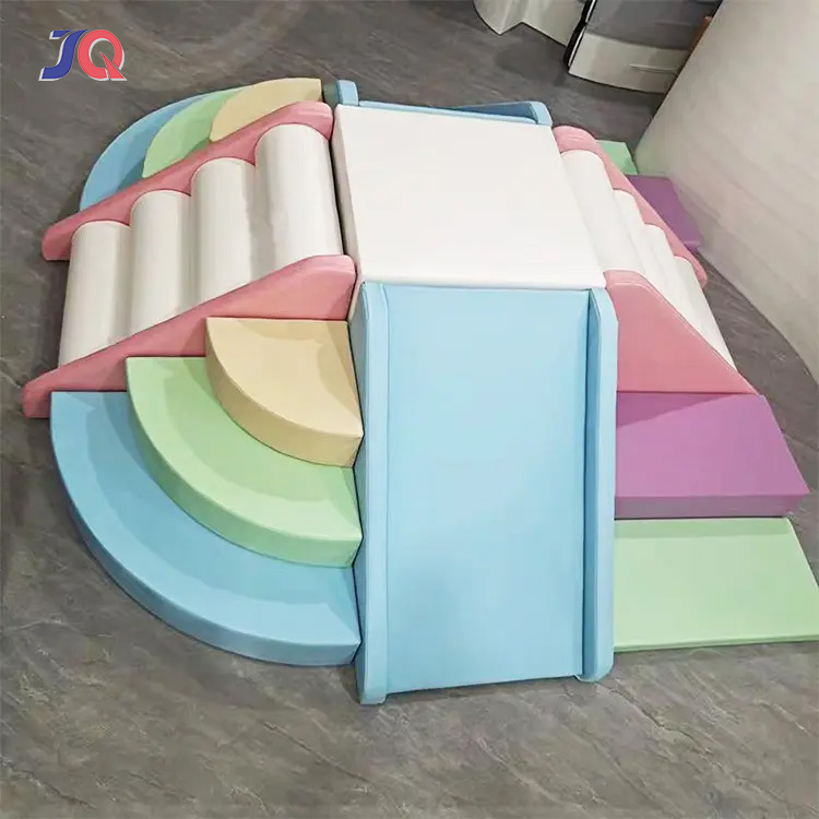 マカロンカラーの子供用ソフトプレイ機器、屋内外兼用小型遊具、 - Kids Outdoor Pool のレビューと価格