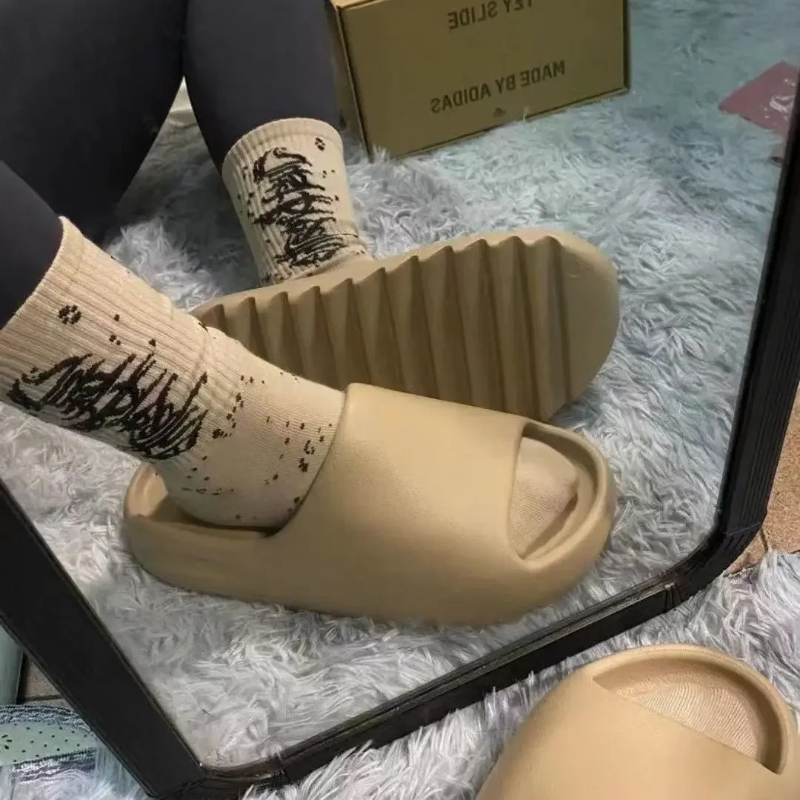 ハウスシューズ 滑り止め 厚底 ソフトプラットフォーム スラ - Kids Outdoor Shoes のレビューと価格
